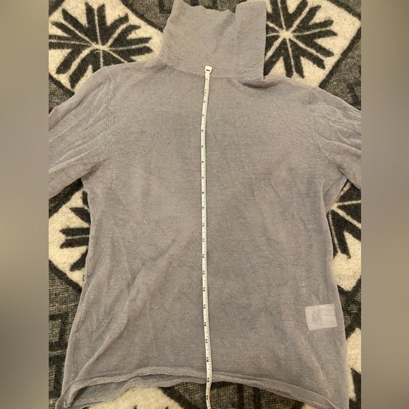 Lilac alpaca tissue turtleneck NWOT - Picture 5 of 6